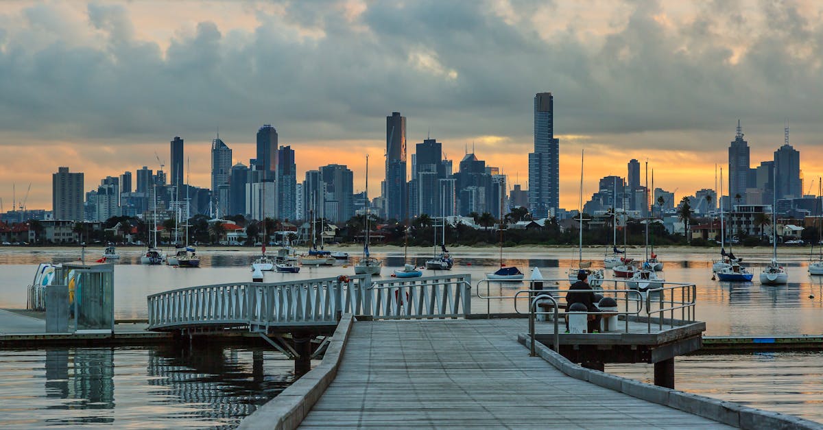 Customer Testimonials: Our Favourite BBQ Pontoon Boat Adventures