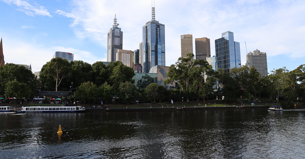 Portable Refrigeration Options for BBQ Pontoon Rentals